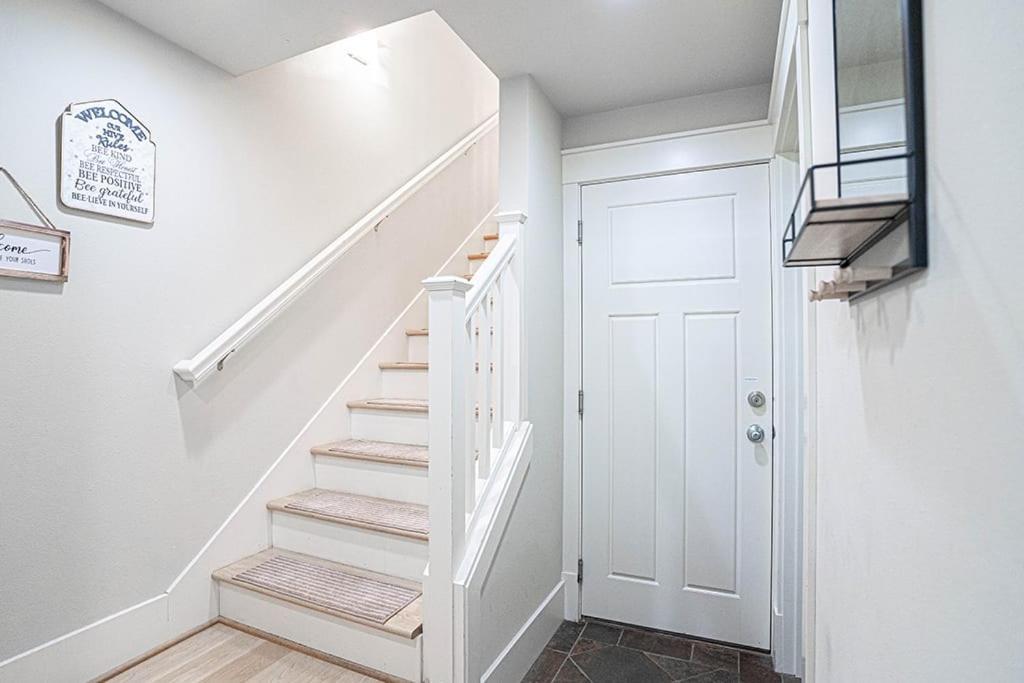 Exquisite Central Townhome With Spacious Loft And Gourmet Kitchen Seattle Dış mekan fotoğraf